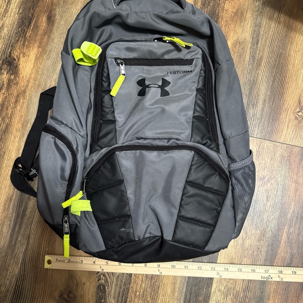 Under Armour Storm Backpack Gray & Neon Heat Gear Adjustable Straps School - Picture 3 of 7
